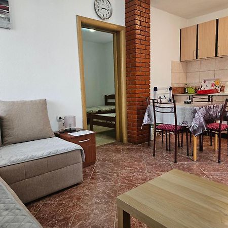 Apartmani Vujicic Bar Quarto foto